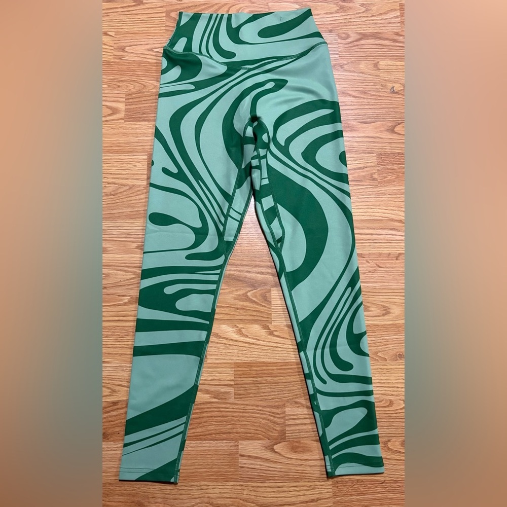 High-Waist Green Swirl Leggings - Women